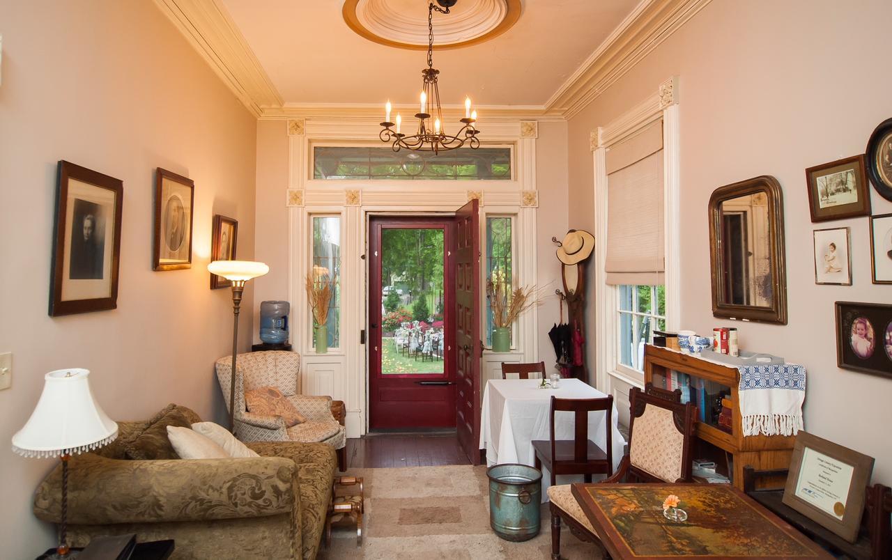 The Borland House Inn Montgomery Kültér fotó