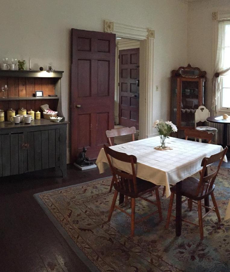 The Borland House Inn Montgomery Kültér fotó